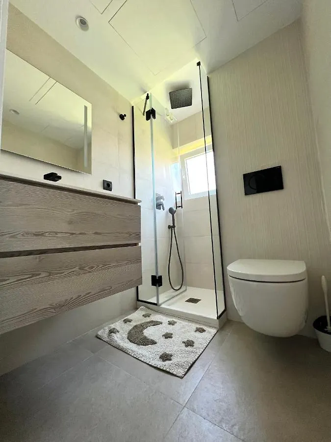 Modern 3 Bedroom Apartment Situated In Luxury Beachfront Gated Community Torremolinos