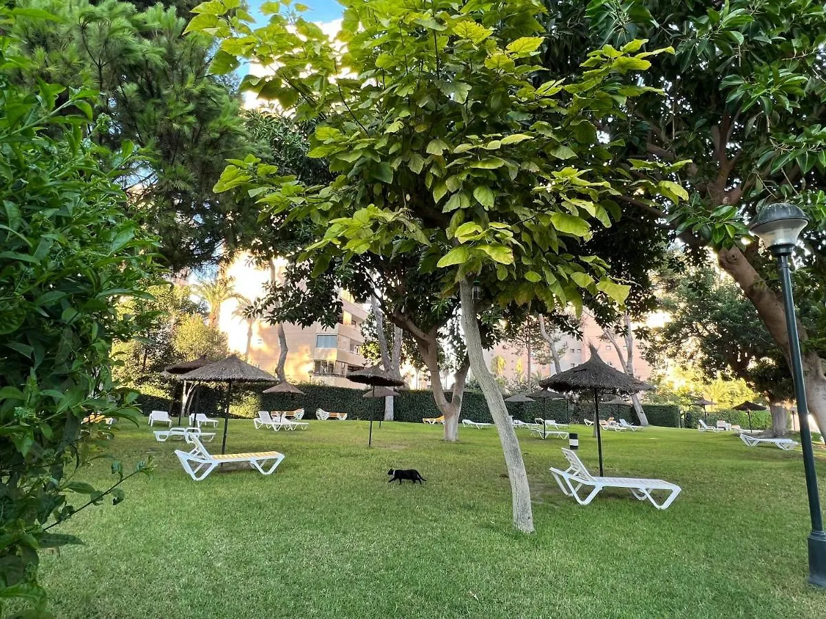 Modern 3 Bedroom Apartment Situated In Luxury Beachfront Gated Community Torremolinos España